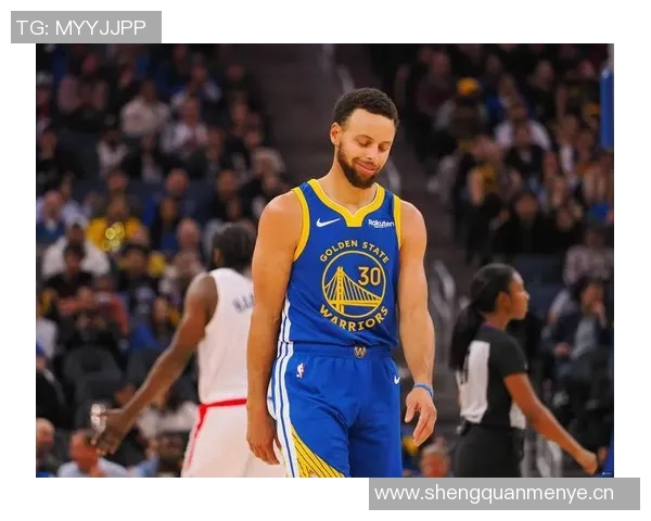 25到26赛季快船成历史最老球队勇士潜在首发创下平均年龄新纪录