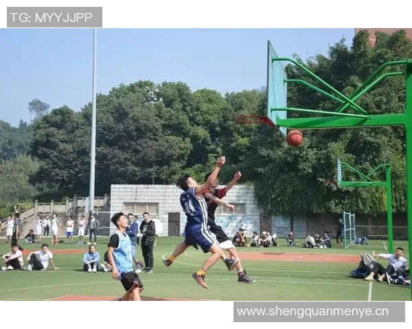 哈特在阿布扎比分享篮球魅力感受团结与激情的力量