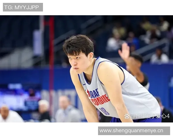 杨瀚森精彩单打尤班克斯背运转身动作大个子难以企及的绝技