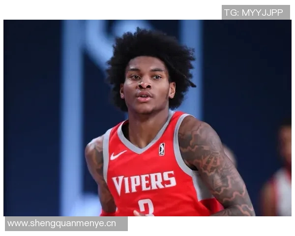 里弗斯强调小凯文波特应加强内线冲击减少运球晃动提升防守压力 里弗斯强调小凯文波特应加强内线冲击减少运球晃动提升防守压力