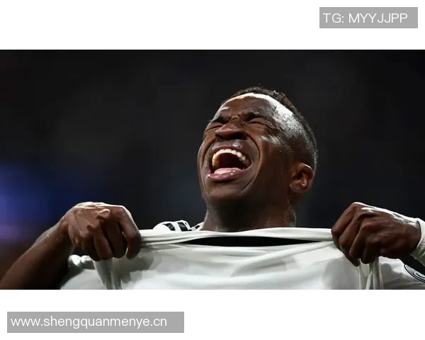 维尼修斯新恋情曝光引争议女友坦言只是玩玩而已引发热议