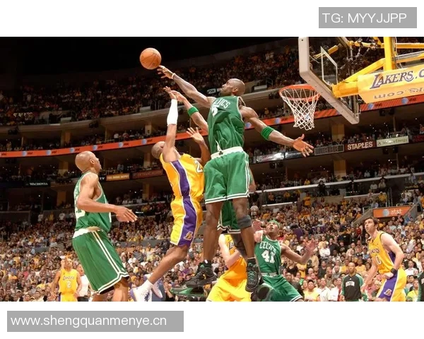 加内特称马克西渴望参与赛季初MVP争夺战的竞争