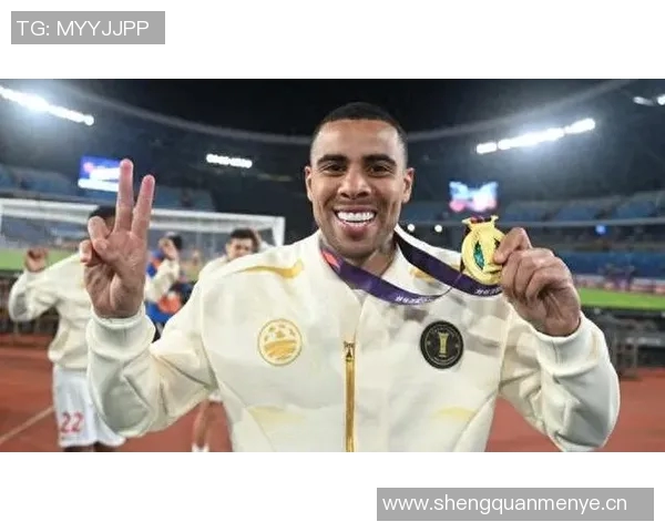 亚足联宣布海港外援古斯塔沃因暴力行为被红牌罚停赛三场并罚款2000美元 亚足联宣布海港外援古斯塔沃因暴力行为被红牌罚停赛三场并罚款2000美元