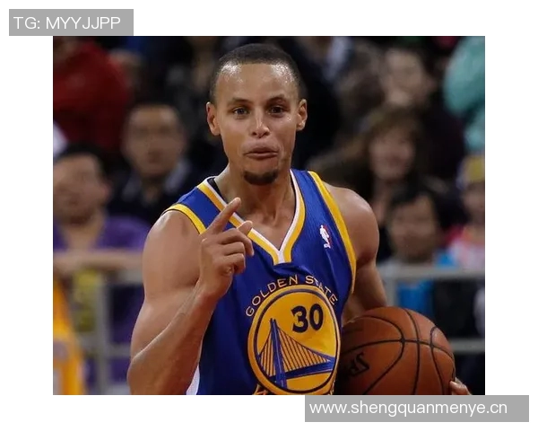 库里三分球命中数突破20个成为本赛季联盟首位达成此成就的球员