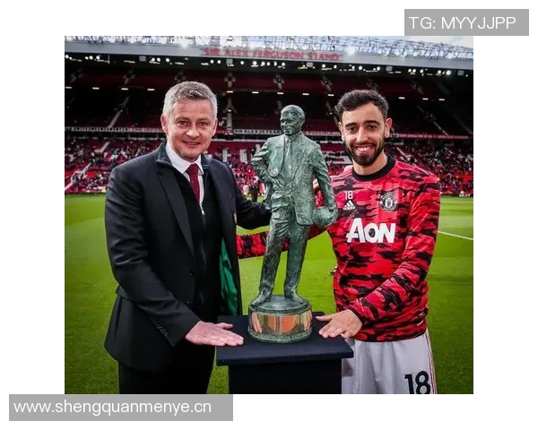 维姬洛佩兹谈欧冠失利称其他奖杯将激励球队奋发向前